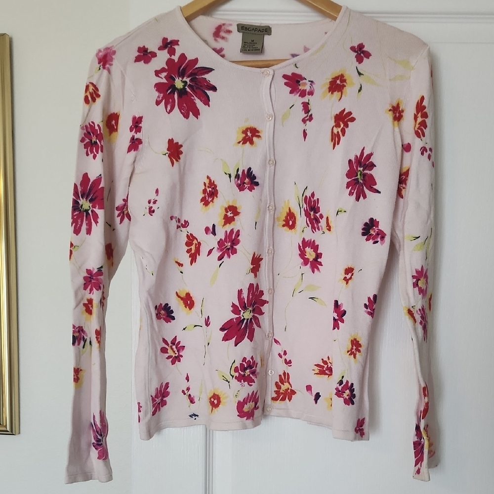 Romantic Pink and Red Floral Cardigan